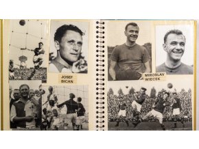 Album fotografií, výstřižků a autogramů, fotbal (2)