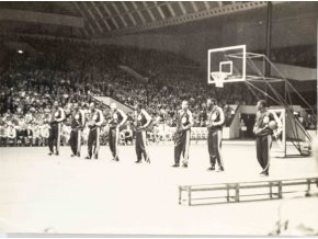 Foto basket, Harlem Globetrotters In Prague, 1964 16