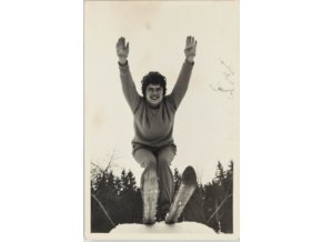Dobové foto, šťastný lyžař