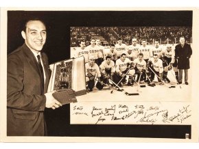 Dobové foto hokej, MS Stockholm, sestava, pohár, 1963 (11)