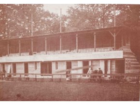 Pohlednice Stadion, Hradec Králové, 1919, U nemocnice (1)