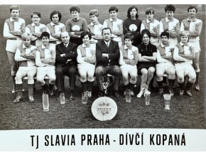 Fotografie TJ SLAVIA PRAHA dívčí kopaná