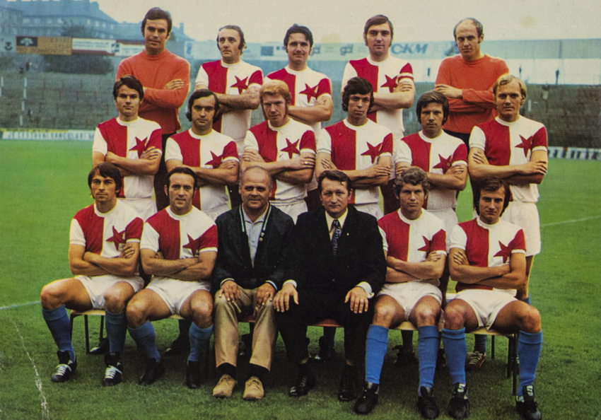 PF 1973 - Pohlednice týmu TJ Slavia Praha, podpis