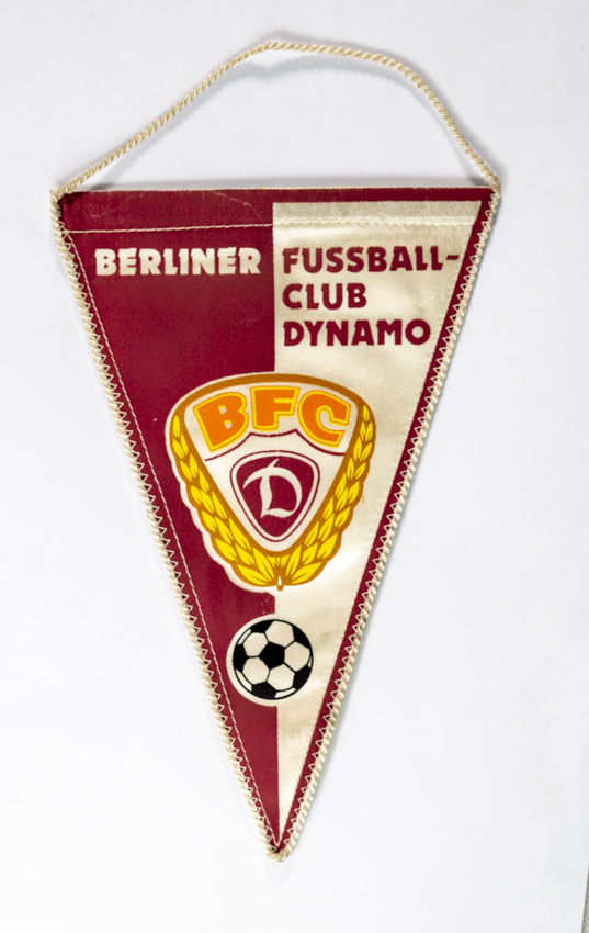 Vlajka Berliner Fussball Club Dynamo