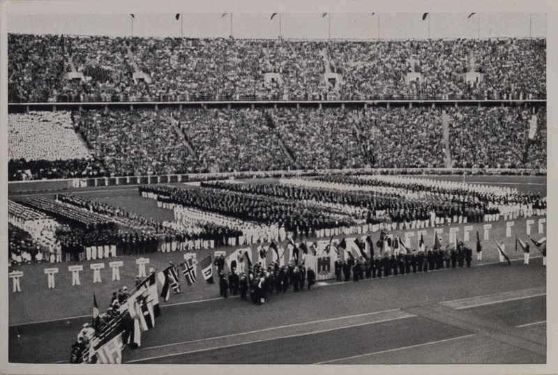 Kartička Olympia 1936, Berlin. Vlajkonoši