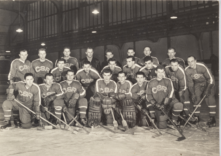 Fotografie , Hokejový tým ČSR, 1960, 016