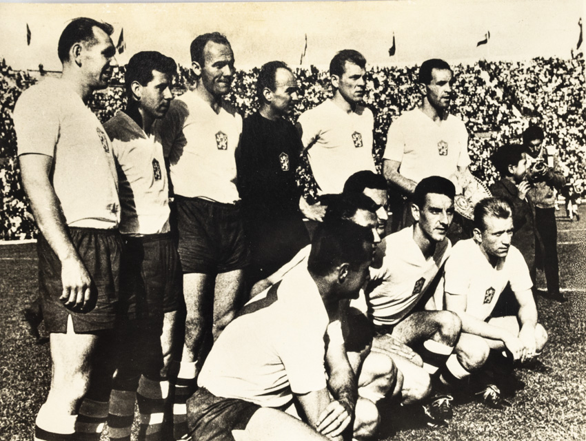 Fotografie - fotbal, mužstvo ČSSR před finále v Chile, 1962, Pressfoto