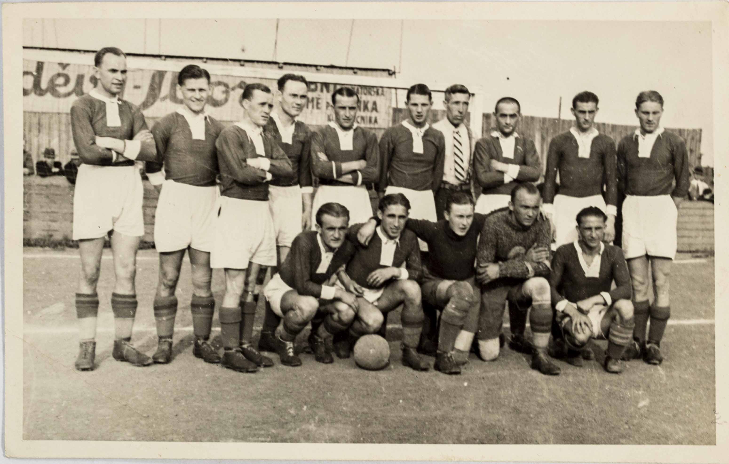 Fotografie, Fotbalový tým , V Libni 1936