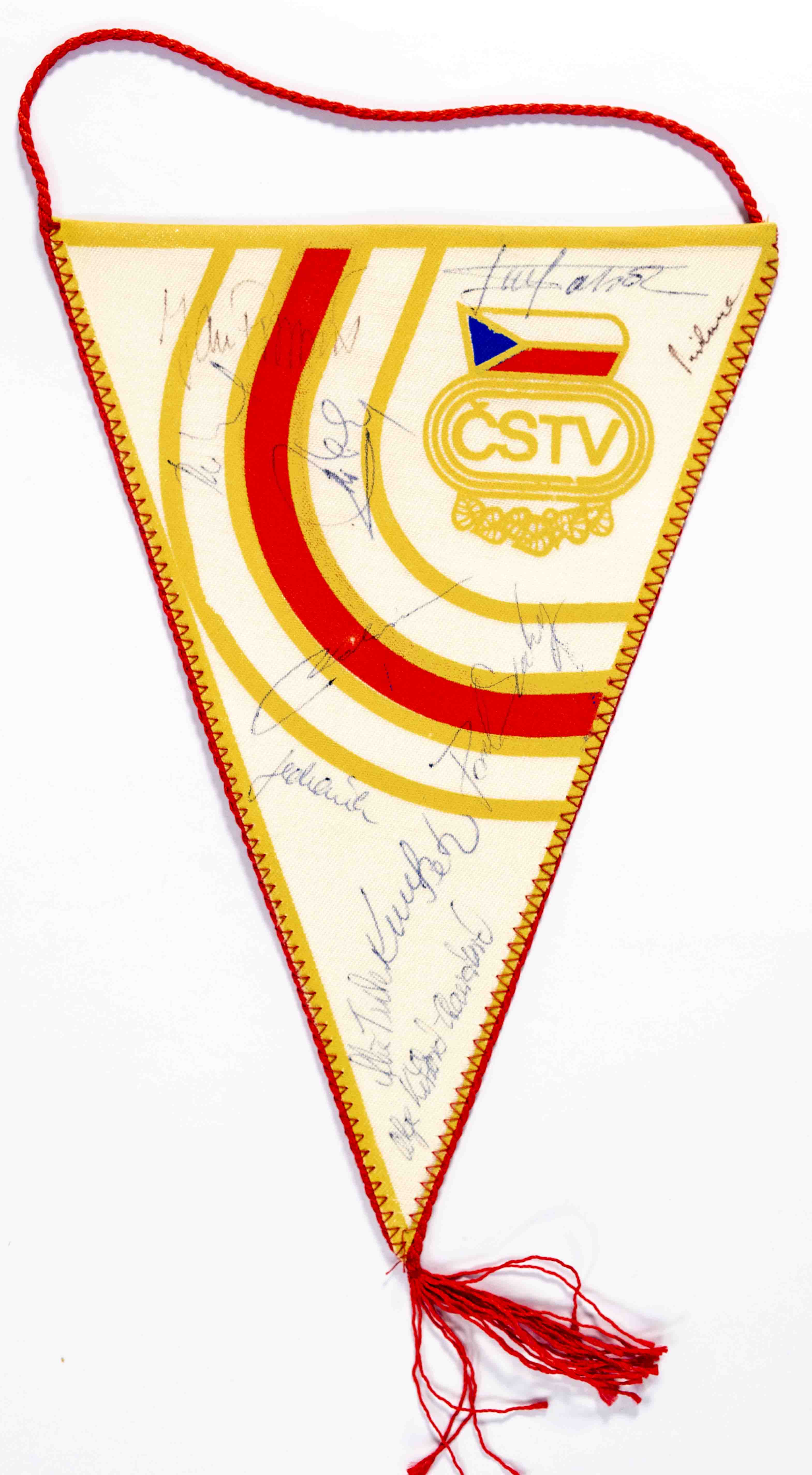 Vlajka ČSTV od sportovců ČSSR, autogramy