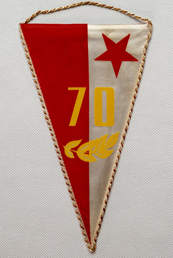 Klubová vlajka 70 let TJ SLAVIA PRAHA