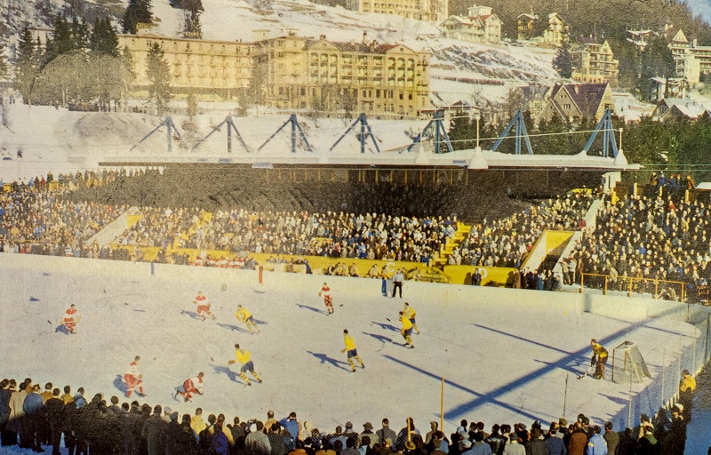 Pohlednice - DAVOS- eishockey stadion