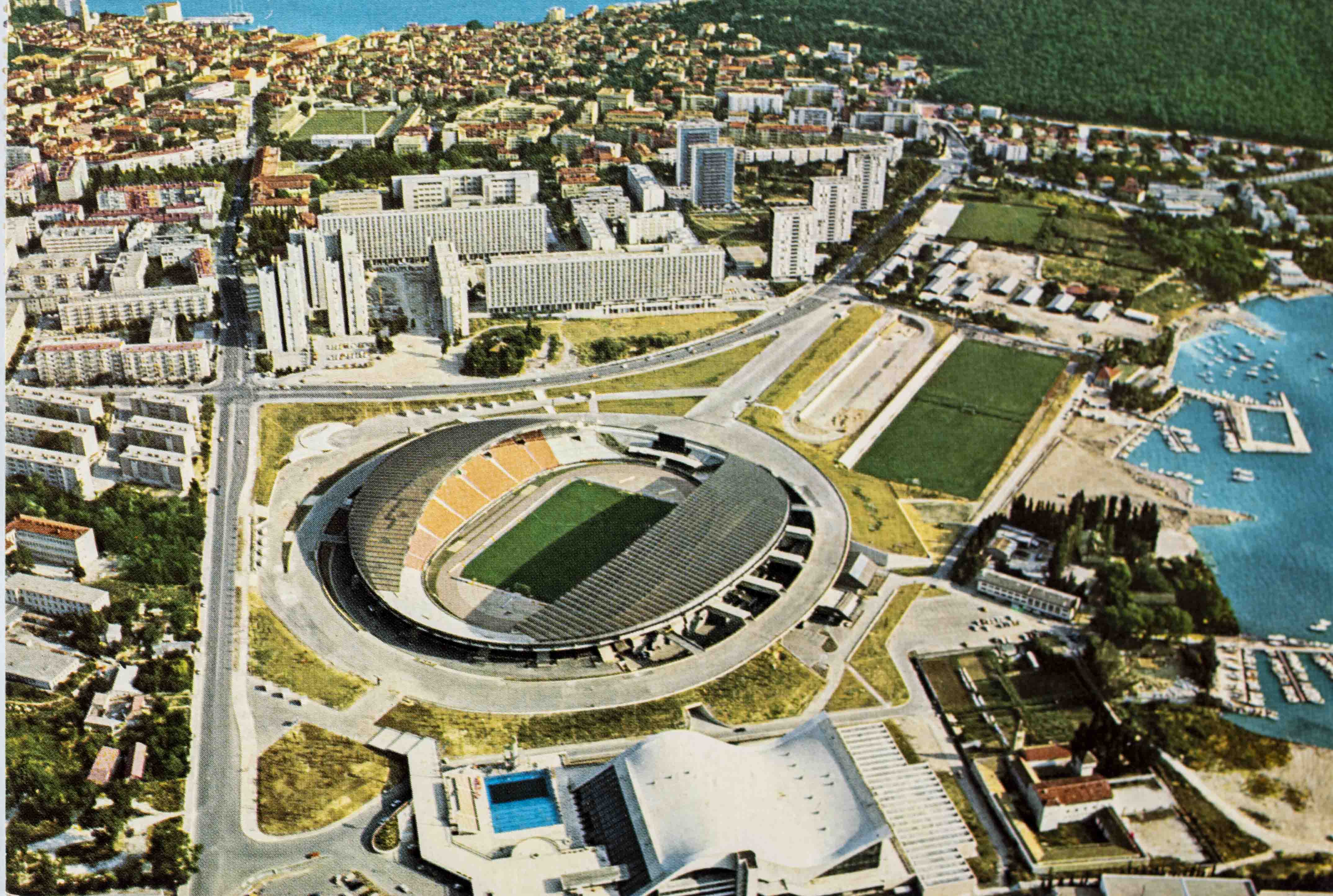 Pohlednice stadion, Split, nadepsaná
