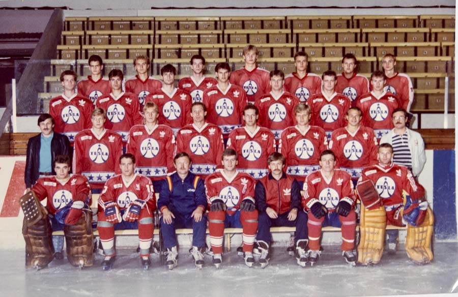 Foto - Tesla Pardubice, hokej, 1988/1989