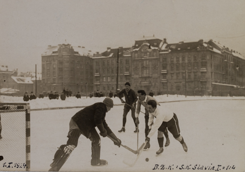 Dobová fotografie BZK vs. SK Slavia Praha, 1924, 16