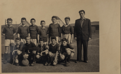 Dobová fotografie fotbalového týmu Radotín, 1949