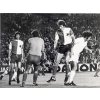 Dobová fotografie velká, Real Madrid v. Sk Slavia, před brankou 1976