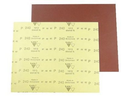 3A405B78 2C93 4F53 A275 88C826C3B77E a240