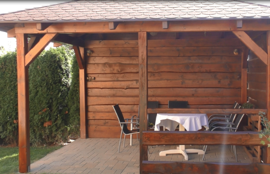 Ako na renováciu drevenej pergoly?