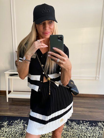 BLACK-WHITE COMBO