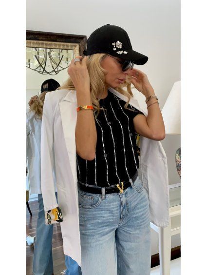 BLACK TOP LUXURY