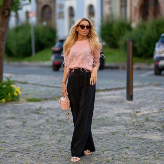 FRACOMINA 💗✨ Nádherná pletenina Pink Feathers v jemnom, ženskému odtieni, ktorá zaujme svojím elegantným prevedením a...
