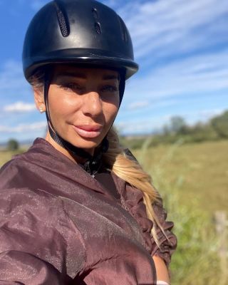 Slow ride with Yasminne today🐎💞🪽😇💫