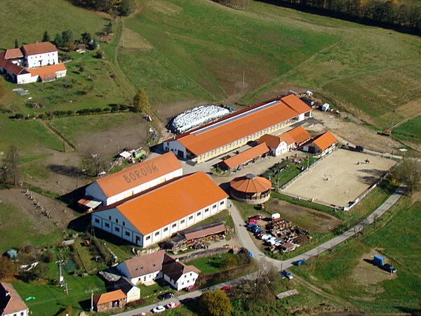 Letecké snímky - Farma Borová