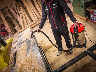 Ako vybrať priemyselný vysávač: Kompletný sprievodca pre domácich majstrov aj profesionálov