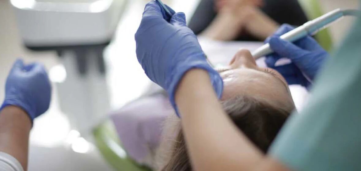 Vše, co je třeba vědět o zubním kazu