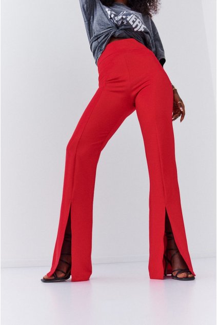 Dámske elegantné červené nohavice s rozparkom 502800