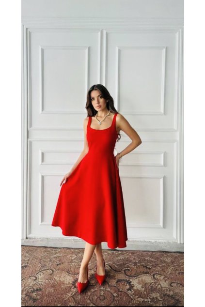 Elegantné červené midi šaty s klasickým strihom