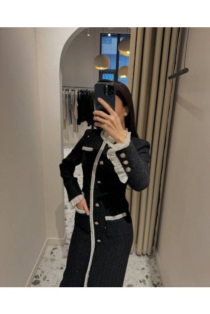 Elegantné čierno-biele tweedové šaty s perlami