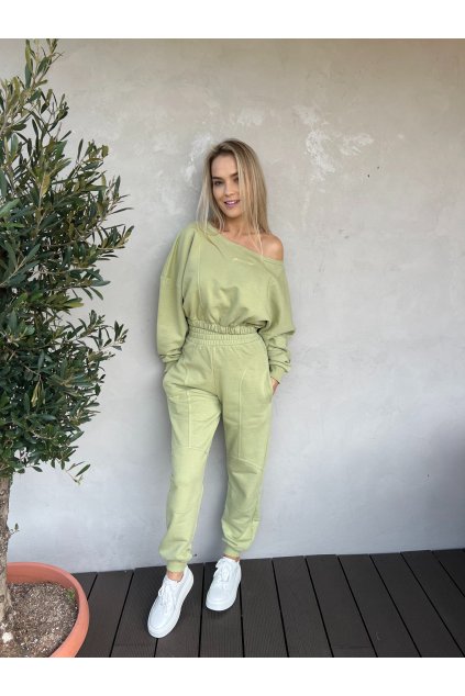 0E582428 1438 4BA8 8448 8165D4EFA112