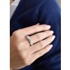 Stříbrný prsten s krystaly Swarovski v bílé barvě 35041.1 (Velikost 52)