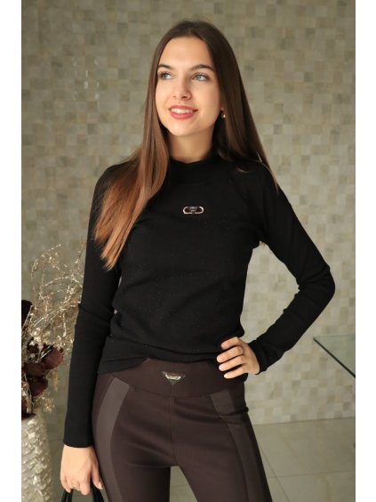 5e60a5b2 da0d 4f28 8756 d595c65e9cd6