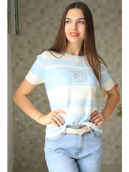 94051d3f 3f8d 45ff bf36 8c5c2cb75a82