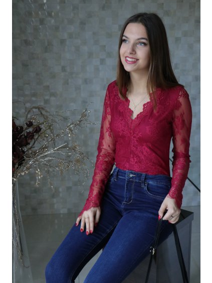 Luxusní vínové krajkové bodyčko