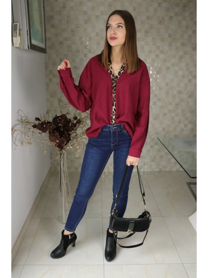 Vínová košile s leopardím vzorem