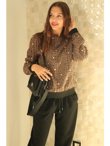 739962bd 3fe7 4710 9ee5 f49257f52302