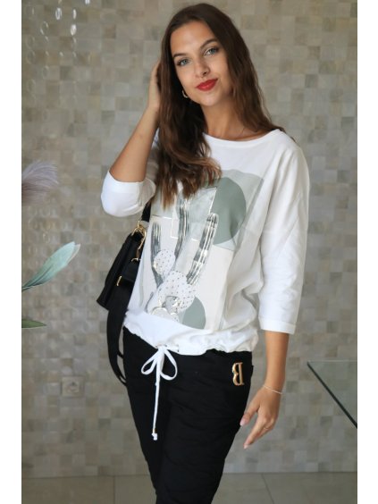 71b6cab5 e62a 4e8a 99a1 6ac70e7646c9