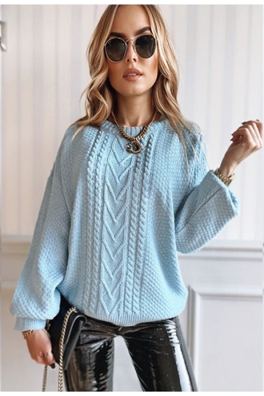 Modrý dámský svetr | FASHIONSUGAR e-shop