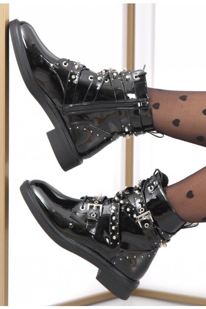 Černé dámské kotníkové boty