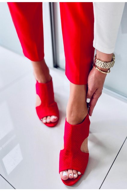 Červené dámské sandály