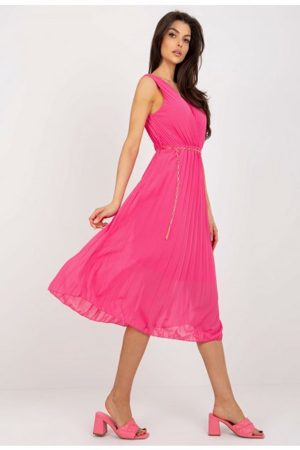 Růžové dámské šaty