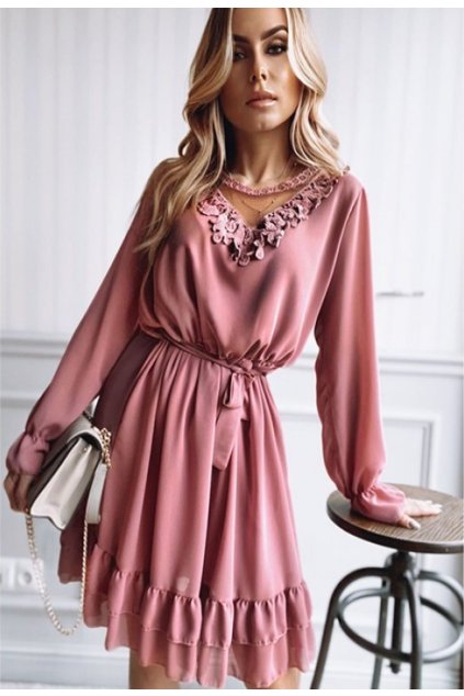 Rózsaszín női ruha