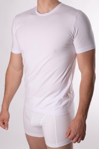 biele-tričko-s-guľatým-výstrihom
