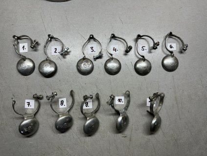 Favorit držiak pumpy