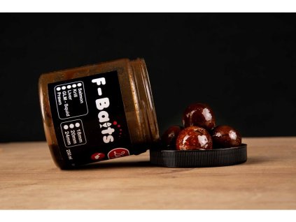 Boilies v dipe Red Fruit & Shrimp (Červené ovocie a Kreveta)