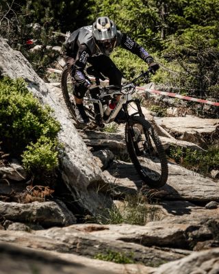 Další zastávka @ceskaenduroserie v @bikepark_czarnagora rozhodně nebyla zadarmo! Pekelný teploty, pekelný erzety, prostě...