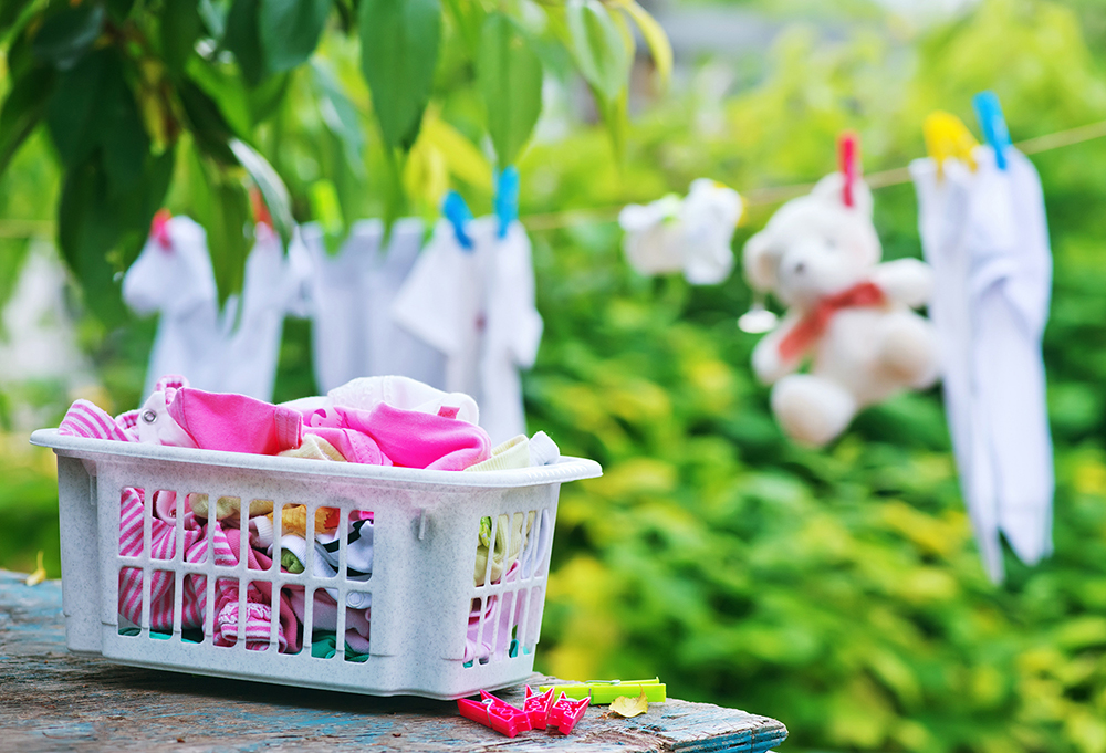 6 tipů, jak pečovat o oblečení vašich nejmenších